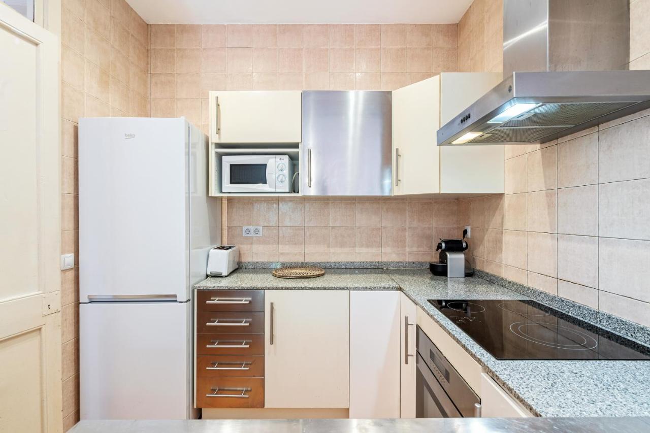 Fridays Flats Charming Apartment In Clot Barcelona Buitenkant foto